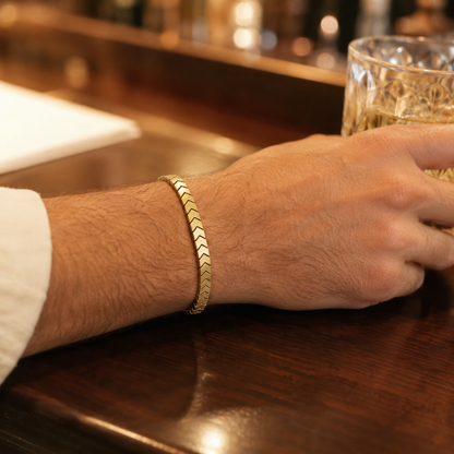 Herringbone Magsnap Bracelet (Gold-Tone)